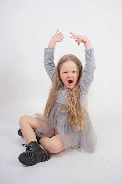 Cute Girl Child Long Blond Hair Sitting Floor Yawns Sweetly — Stock Photo, Image