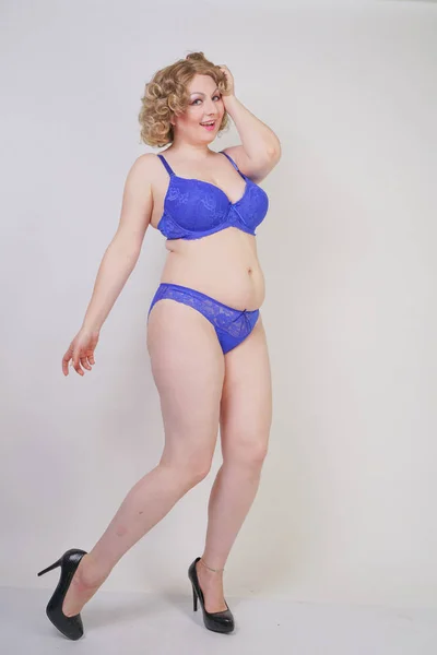 Pretty Caucasian Chubby Woman Size Body Pale Skin Wearing Blue — Stock Photo, Image