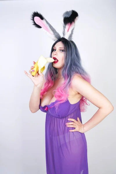 Tavşan Kulakları Ile Şeffaf Bir Çamaşırı Babydoll Elbise Erotik Kafkas — Stok fotoğraf
