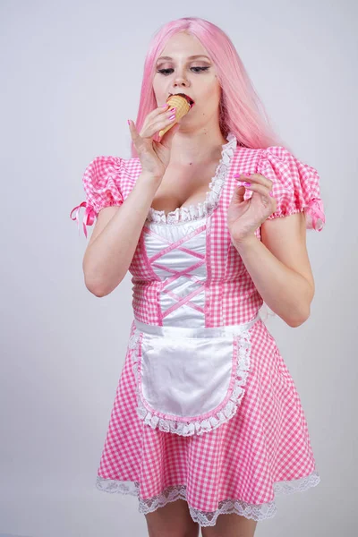 Erotische Kaukasische Mollig Meisje Roze Geruite Pop Jurk Houdt Heerlijke — Stockfoto