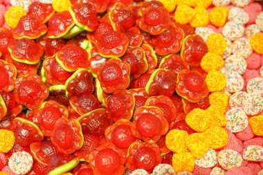 lezzetli çok renkli meyve marmelat. toplu sağlıksız parlak şekerler. farklı jöle fotoğraf yakın. şeker dükkanında lezzetli tatlılar. Kimse. 