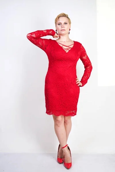 Moda Feminina Vestido Renda Vermelho Sozinho Size Mulher Loira Com — Fotografia de Stock