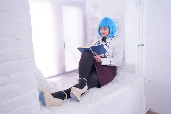 Pretty Size Girl Blue Wig Have Many Dreams Her Diary — Stock Photo, Image
