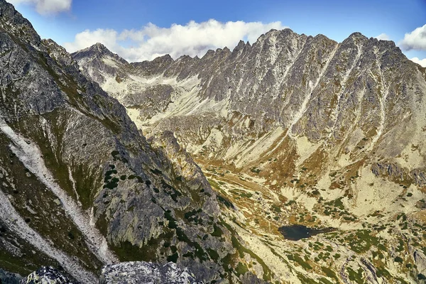 Όμορφη Πανοραμική Θέα Στα Βουνά Τάτρα Στις Αρχές Του Φθινοπώρου — Φωτογραφία Αρχείου