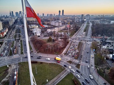 Varşova, Polonya, dron bulunan bir saha aydınlatması üzerinde 
