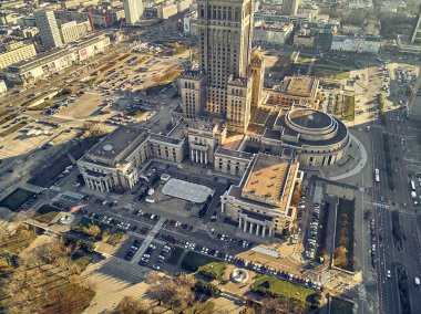Güzel panoramik hava manzarası dron görünümü bulunan gökdelenler Merkezi Varşova şehir, Polonya