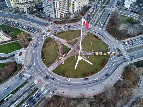 Varşova, Polonya, dron bulunan bir saha aydınlatması üzerinde 