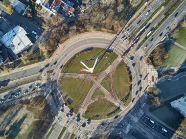 Varşova, Polonya, dron bulunan bir saha aydınlatması üzerinde 