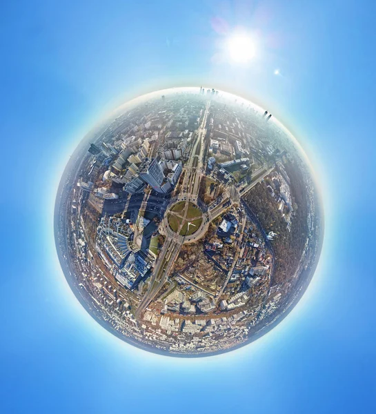 Hermosa vista panorámica del dron aéreo "pequeño planeta" - 360 grados — Foto de Stock