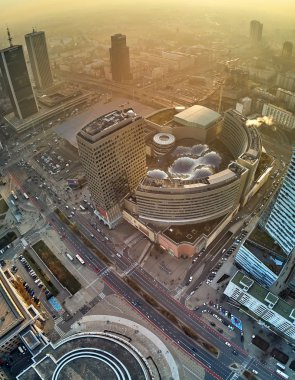 Varşova, Polonya - 01 Aralık 2018: Güzel panoramik hava dron görünümüne Merkezi Varşova şehir ve 