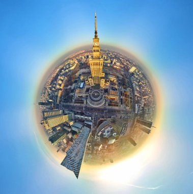 Varşova, Polonya - 01 Aralık 2018: Güzel panoramik hava dron görünümü 