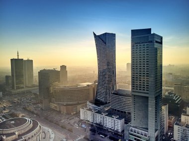 Varşova, Polonya - 01 Aralık 2018: Güzel panoramik hava dron görünümüne Merkezi Varşova şehir ve 