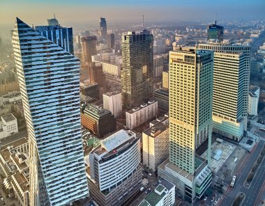 Varşova, Polonya - 01 Aralık 2018: Güzel panoramik hava dron görünümüne Merkezi Varşova şehir ve 