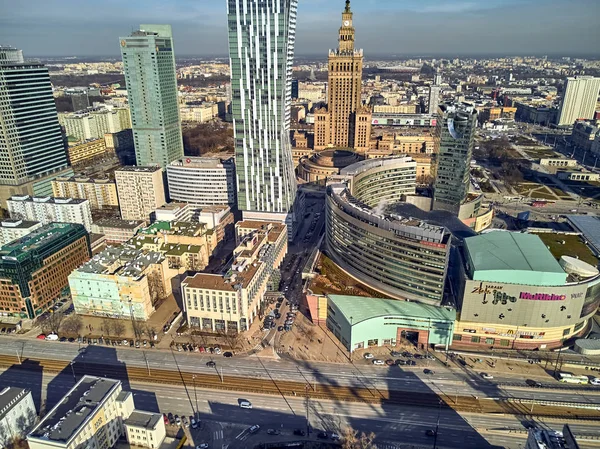 Varşova, Polonya - 23 Şubat 2019: Güzel panoramik hava dron görünümüne Merkezi Varşova şehir ve 