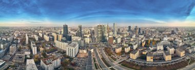 Panorama cityscape Varşova modern şehir, Pkin ve 