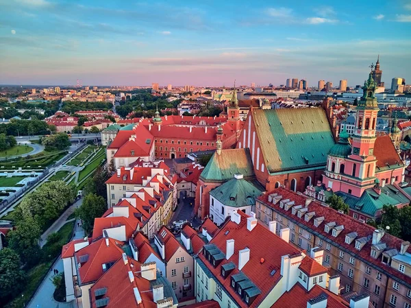 바르샤바 시가지 바르샤바에서 왕립성 폴란드 지기스문트 바사의 — 스톡 사진