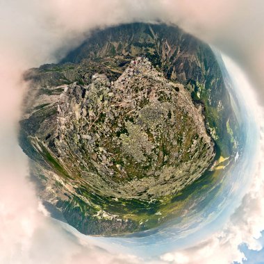 Predne Solisko - Ulusal Park Lisesi Tatra 'nın güzel dağ manzarası. Kuzey Slovakya, Avrupa, AB. Güzel dünya.