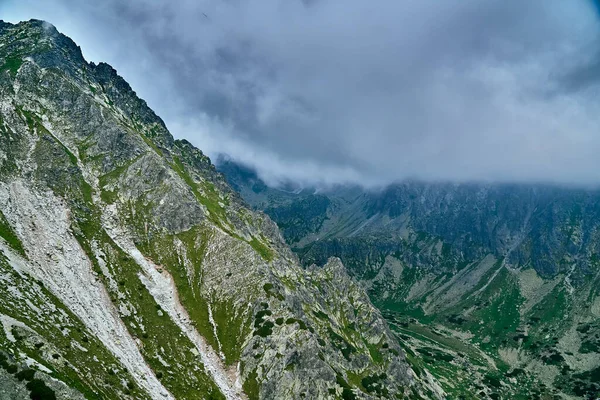 Piękny Panoramiczny Widok Góry Parku Narodowym Tatry Wysokie Północna Słowacja — Zdjęcie stockowe