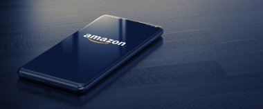 KYIV, UKRAINE-JANUARY, 2020 Smartphone Screen 'de Amazon.