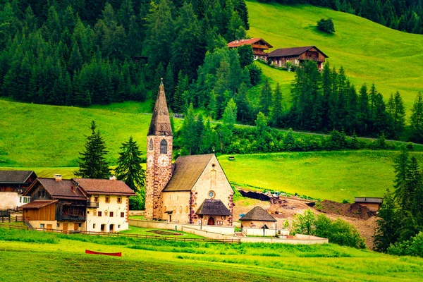 Vista Iglesia Santa Magdalena Val Funes Valley Por Noche Tirol — Foto de Stock