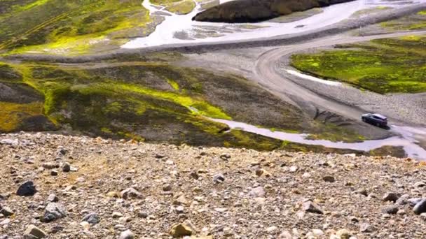 Aerial View Car Running Beautiful Mountain Stream Lanmannalaugar Highlands Iceland — Stock Video