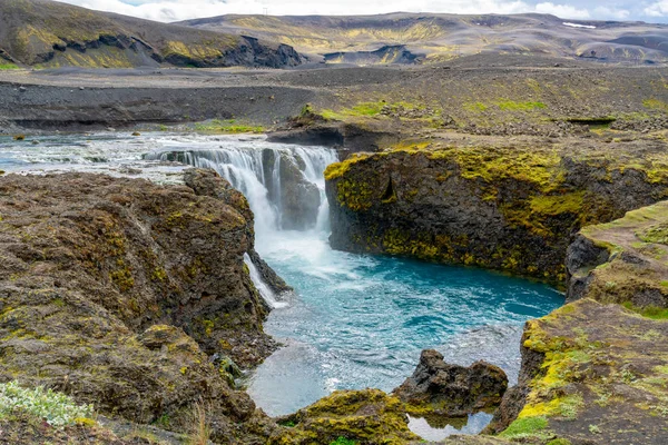 Sommerlandschaft Des Sigoldufoss Wasserfalls Fjallabak Naturreservat Zentralen Hochland Von Island — Stockfoto