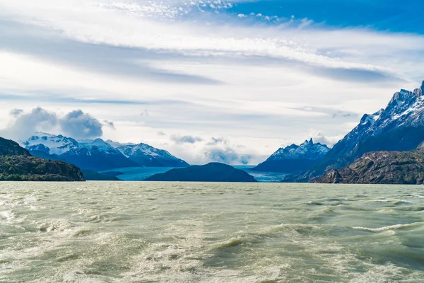 Hermoso paisaje del Glaciar Grey y Lago Grey en Torres del — Foto de Stock