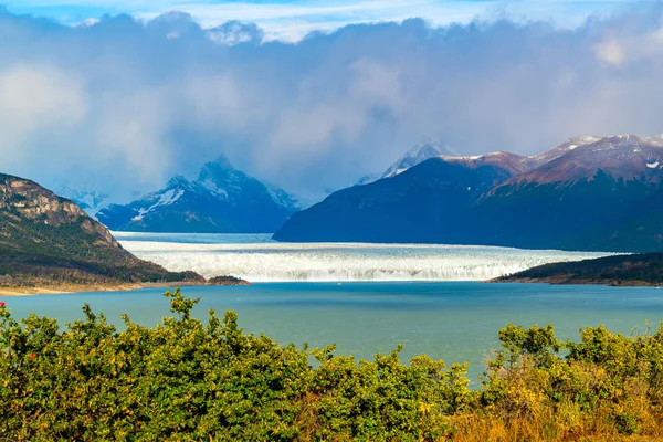 Hermoso paisaje del Glaciar Perito Moreno en Los Glaciares Na — Foto de Stock