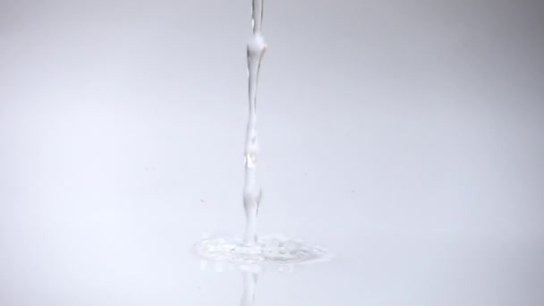 Pour Water Water Surface Container White Background Slow Motion — Stock Video