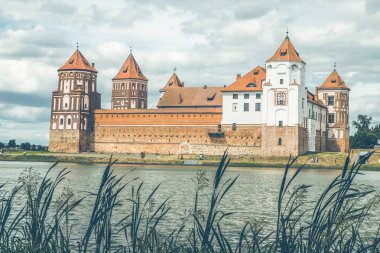 Mir kentinde Ortaçağ Kalesi