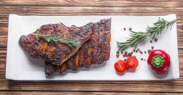 Grilled Steak Ribs Golden Brown Crust Spices White Plate — Stock Photo, Image