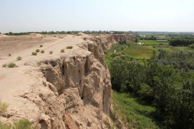 Akhsikent, Özbekistan 'ın Namangan bölgesinin Turakurgan ilçesindeki Şehand köyü yakınlarında bulunan antik yerleşim yeridir. 
