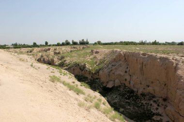 Akhsikent, Özbekistan 'ın Namangan bölgesinin Turakurgan ilçesindeki Şehand köyü yakınlarında bulunan antik yerleşim yeridir. 