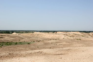 Akhsikent, Özbekistan 'ın Namangan bölgesinin Turakurgan ilçesindeki Şehand köyü yakınlarında bulunan antik yerleşim yeridir. 