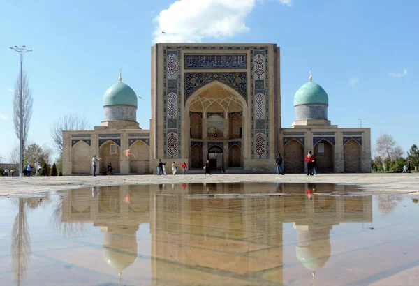 Tashkent Uzbekistan Marzo 2019 Veduta Della Madrasa Hazrati Imam Complex — Foto Stock