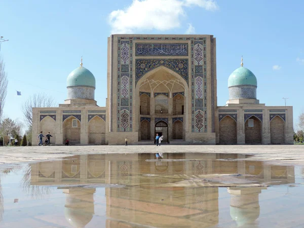 Tashkent Uzbekistan Marzo 2019 Veduta Della Madrasa Hazrati Imam Complex — Foto Stock