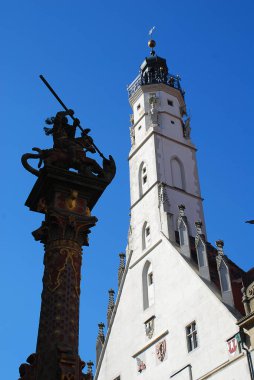 Rothenburg ob der Tauber, Almanya: The Town Hall Tower görüntüleme platformu ile şehrin en yüksek kulenin olduğunu
