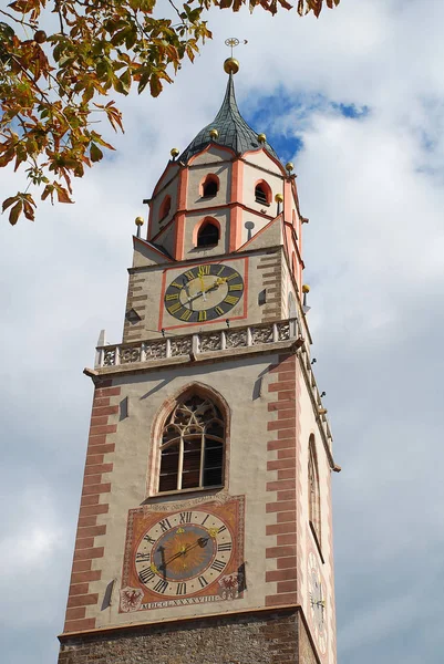 Meran Tirol Del Sur Italia Torre Iglesia San Nicolás Iglesia — Foto de Stock