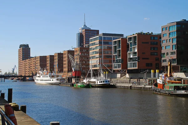 Hafencity: Sandtorhafen, Hamburgo, Alemanha — Fotografia de Stock