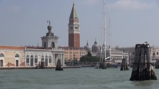 Venecia Punto Referencia Panorámico Vista Desde Agua Piazza San Marco — Vídeo de stock