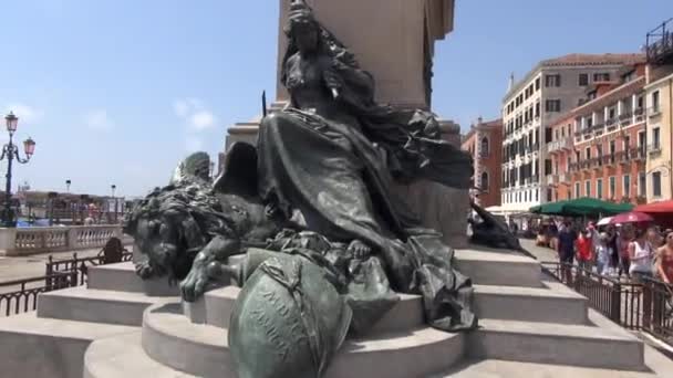 Denkmal Für Sieger Emmanuel Venedig Italien Riva Degli Schiavoni — Stockvideo