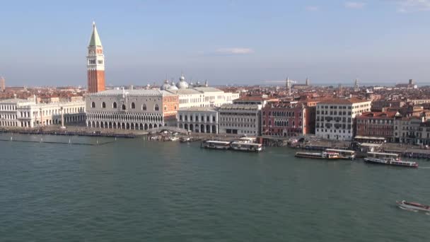 Veneza Itália Beira Mar Ria Degli Schiavoni Com Campanile Doges — Vídeo de Stock