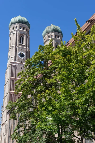 Munich Alemania Torres Frauenkirche Catedral Nuestra Señora — Foto de Stock