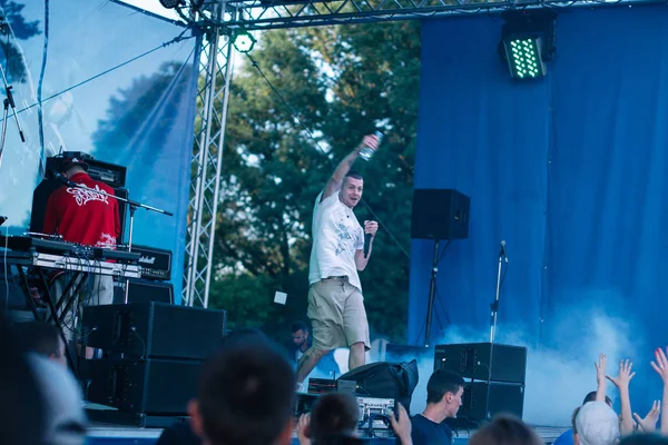 Concierto del artista de rap ucraniano Yarmak mayo 27, 2018 en el festival en Cherkassy, Ucrania — Foto de Stock