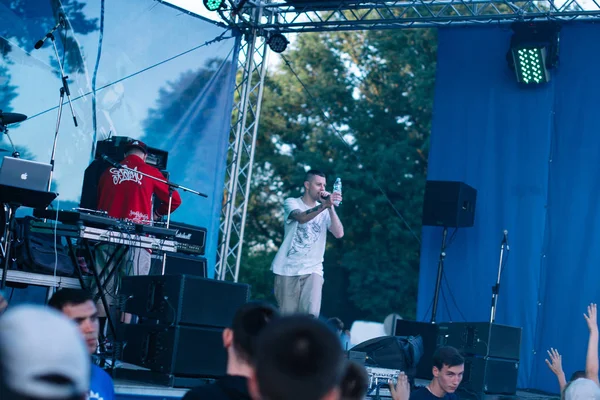 Concert of the Ukrainian rap artist Yarmak May 27, 2018 at the festival in Cherkassy, Ukraine — Stock Photo, Image