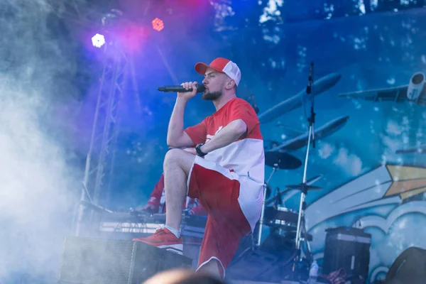 Concerto do artista ucraniano de rap Yarmak 27 de maio de 2018 no festival em Cherkassy, Ucrânia. Entrada livre. Ao ar livre — Fotografia de Stock