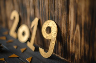 Golden numaraları 2019 tahta eski arka plan üzerinde