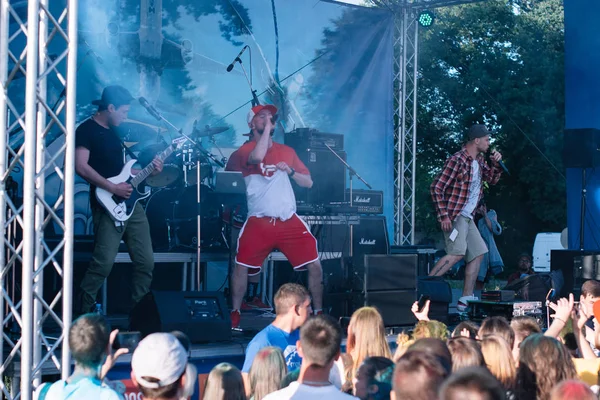 Concierto del artista de rap ucraniano Yarmak mayo 27, 2018 en el festival en Cherkassy, Ucrania — Foto de Stock