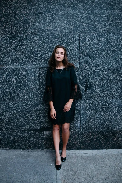 Young Brunette Woman Black Dress Posing Wall — Stock Photo, Image