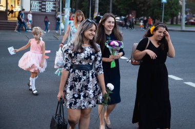 Flashmob kadınsı ve gün güzellik. Cherkasy Ukrayna 20 Eylül 2018.